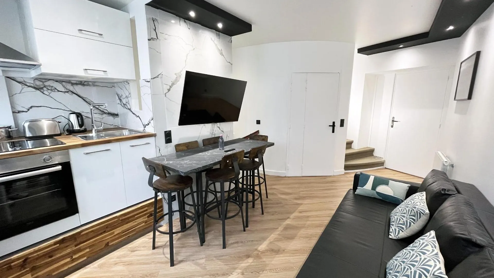 Urban Flat 172 - Pretty Flat Gaite Montparnasse Cinema Daire Paris